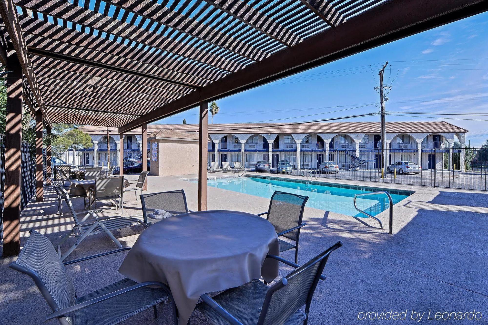 Americas Best Value Inn Downtown Las Vegas Buitenkant foto